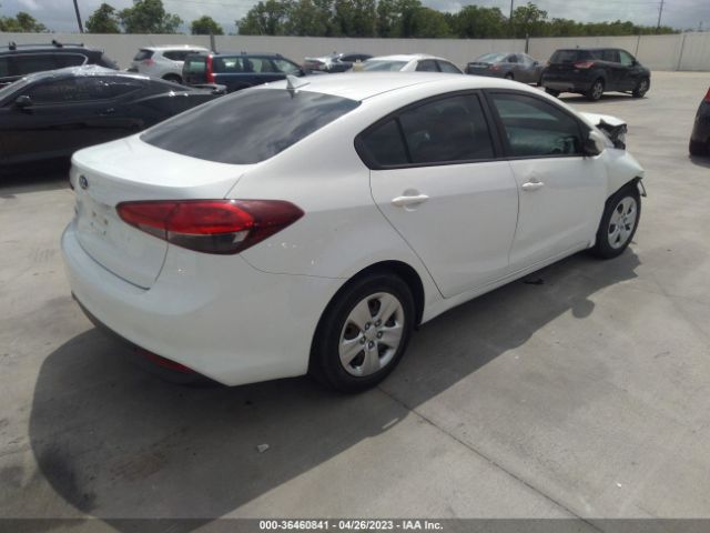3KPFK4A75HE067980 KIA FORTE LX