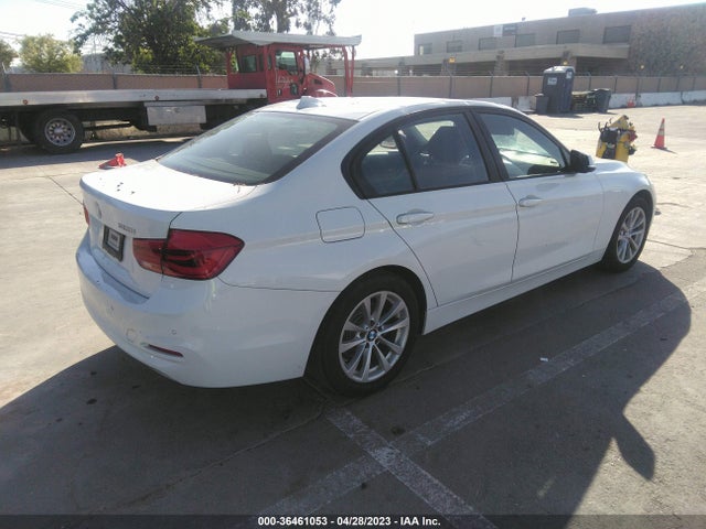 BMW 3 Series 320i 2016 WBA8A9C5XGK617462 Image 4