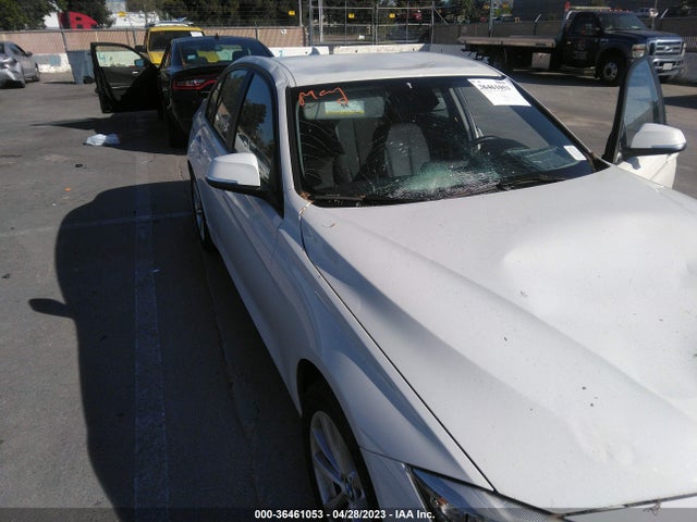 BMW 3 Series 320i 2016 WBA8A9C5XGK617462 Image 6