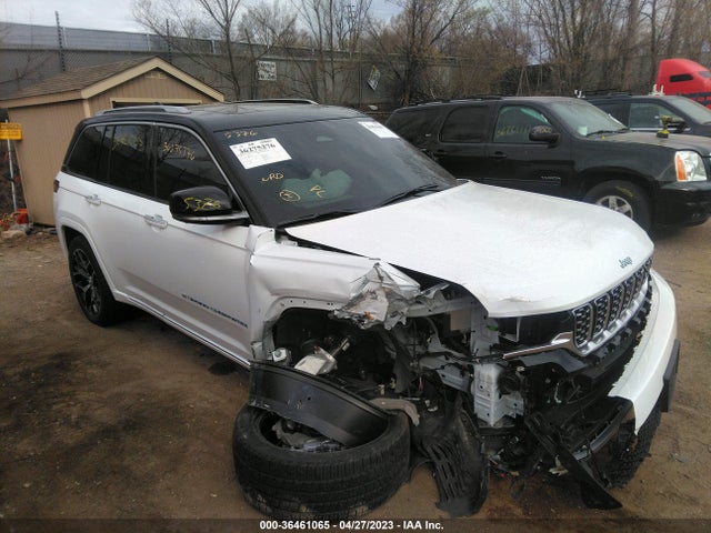 2022 Jeep Grand Cherokee, VIN: 1C4RJYE68N8748388