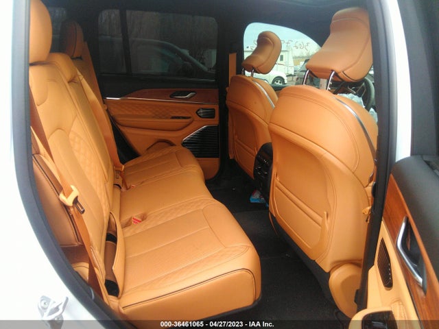 2022 Jeep Grand Cherokee, VIN: 1C4RJYE68N8748388