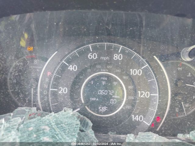 5J6RM3H32EL013392 Honda CR-V LX
