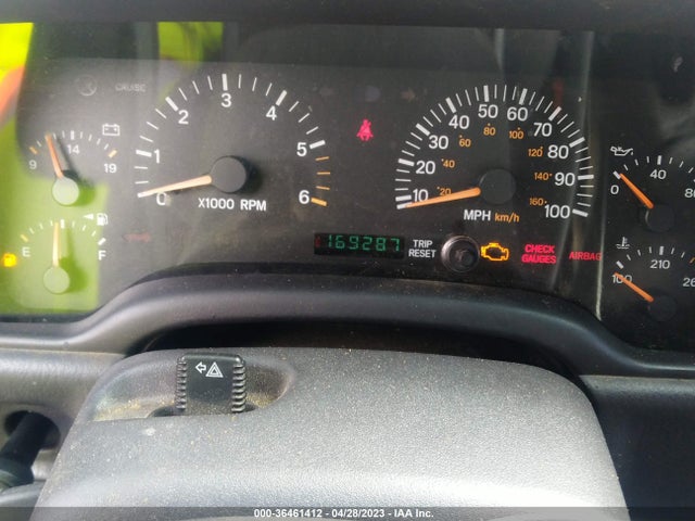 2001 JEEP CHEROKEE SPORT VIN: 1J4FT48S81L537787