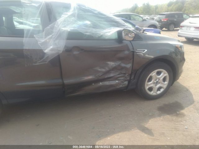 1FMCU0F73JUC94084 Ford ESCAPE S