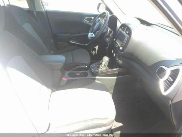 KNDJ23AU6L7712932 KIA SOUL S