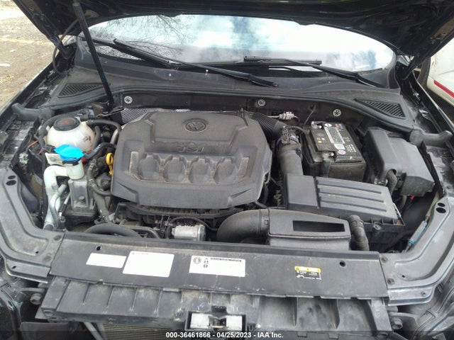 1VWAA7A36JC025467 Volkswagen Passat 2.0t S/r-line