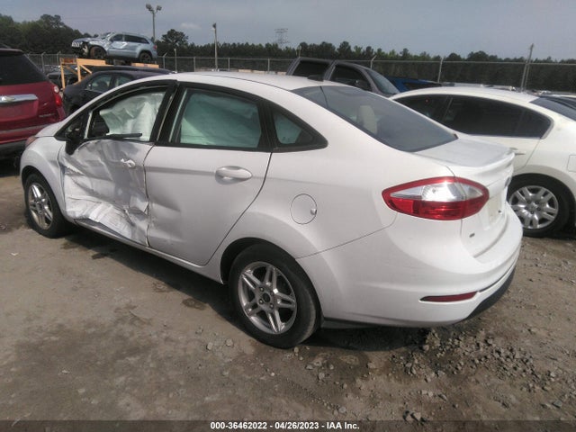 Ford FIESTA SE 2018 3FADP4BJ9JM129711 Image 3