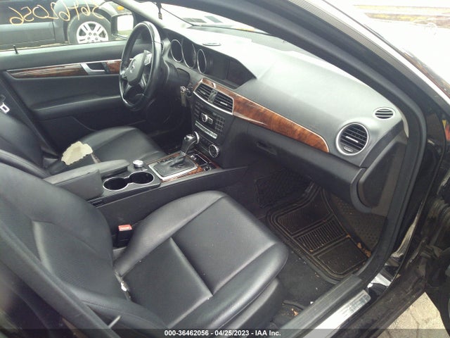 2012 MERCEDES-BENZ C-CLASS C 300 VIN: WDDGF8BB1CF914047