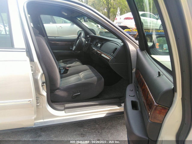 2008 MERCURY GRAND MARQUIS GS VIN: 2MEFM74V48X606023