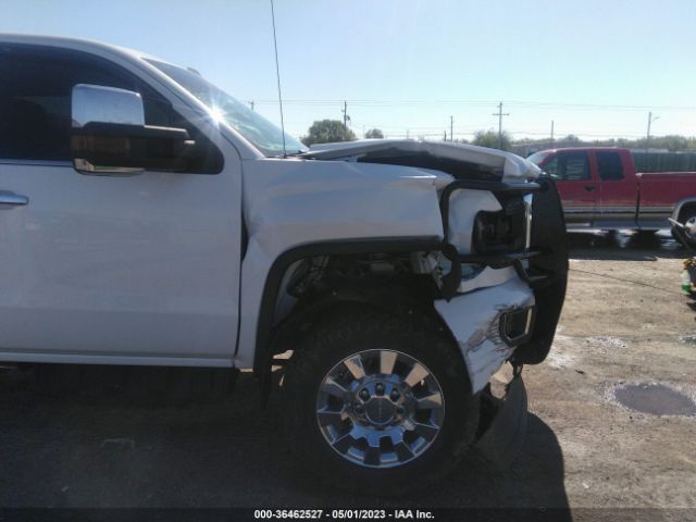 1GT12UEY6HF182882 GMC Sierra 2500hd Denali