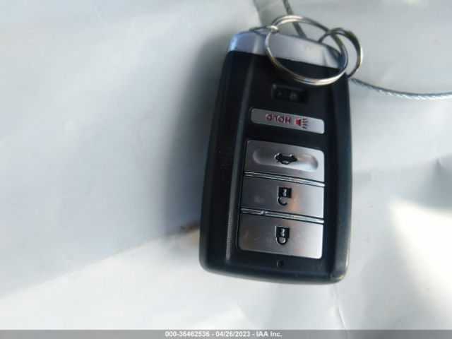 19UDE2F77GA001123 Acura Ilx W