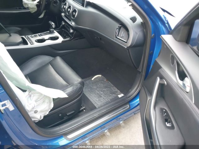 KNAE35LC9J6011977 KIA STINGER GT