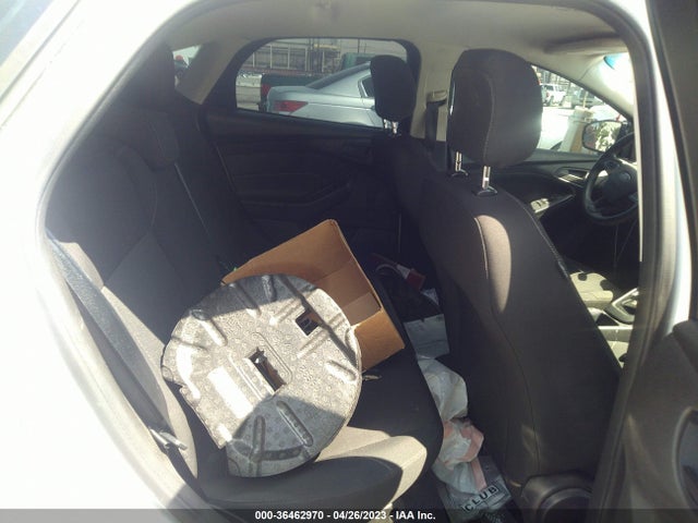 Ford FOCUS S 2016 1FADP3E21GL324906 Image 9