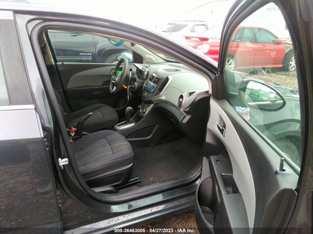 Chevrolet SONIC LT 2014 1G1JC5SH0E4191164 Image 5