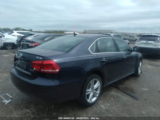 1VWBS7A30EC097322 Volkswagen Passat Se W/sunroof & Nav
