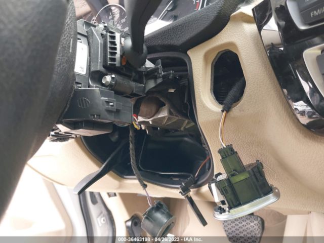 WBA8A9C53GK617450 BMW 3 Series 320i