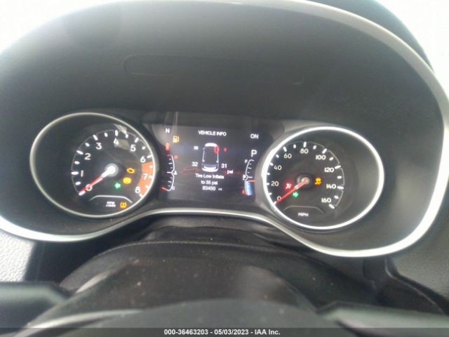3C4NJDCB9JT150782 Jeep Compass Limited