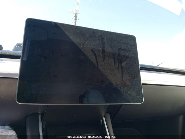 Tesla Model 3 Long Range 2018 5YJ3E1EB3JF136043 Image 8