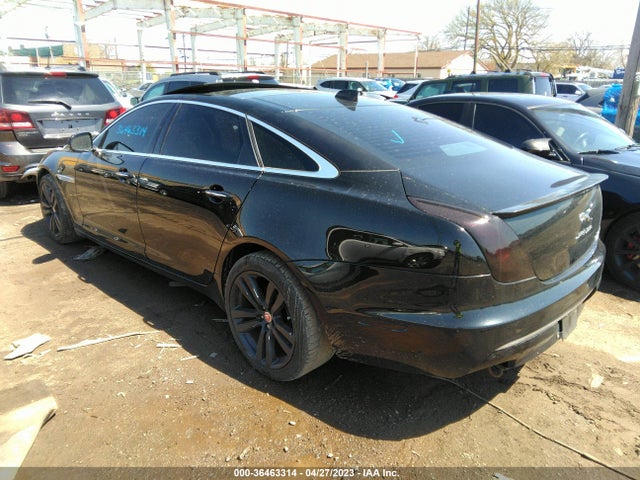 2016 Jaguar XJ, VIN: SAJWJ2GD5G8W02174