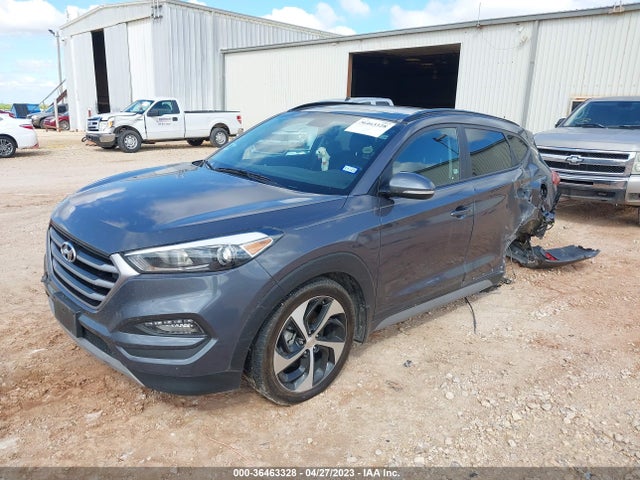 Hyundai Tucson Value 2018 KM8J33A23JU805090 Image 2