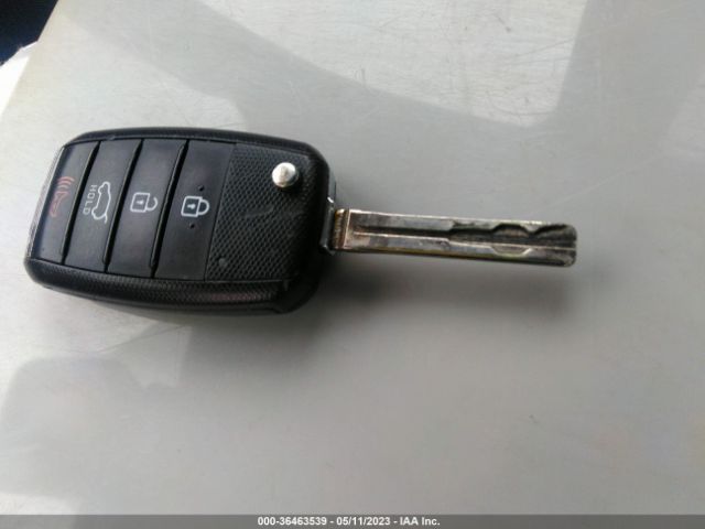 KNDPM3AC7J7325315 KIA Sportage Lx