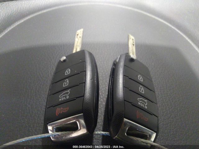 5XYKTDA75FG591920 KIA SORENTO LX