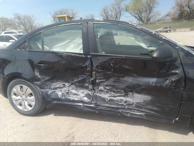 2016 CHEVROLET CRUZE LIMITED LS VIN: 1G1PC5SH0G7180595