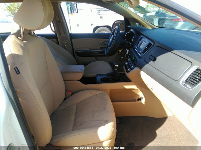 KIA SEDONA LX 2018 KNDMB5C13J6373111 Image 6