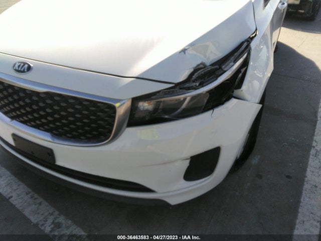 KIA SEDONA LX 2018 KNDMB5C13J6373111 Image 7