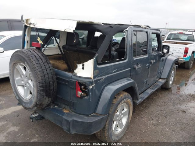 1C4BJWEG1HL533855 Jeep Wrangler Unlimited Sahara