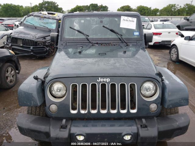 1C4BJWEG1HL533855 Jeep Wrangler Unlimited Sahara
