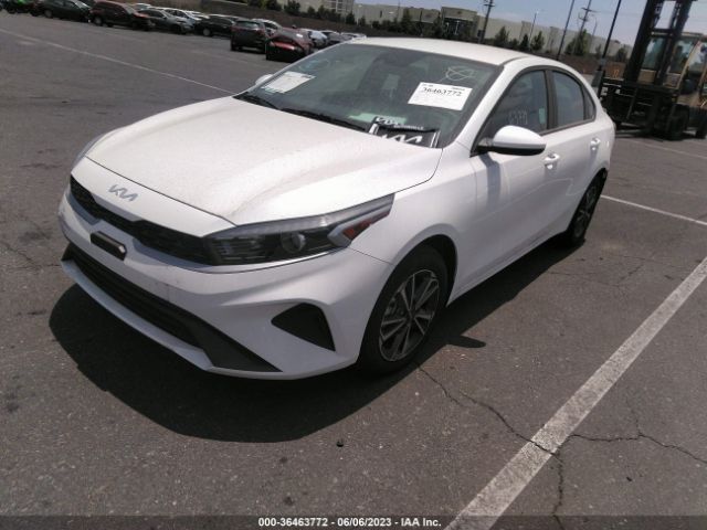 3KPF24AD5PE617991 KIA Forte Lxs