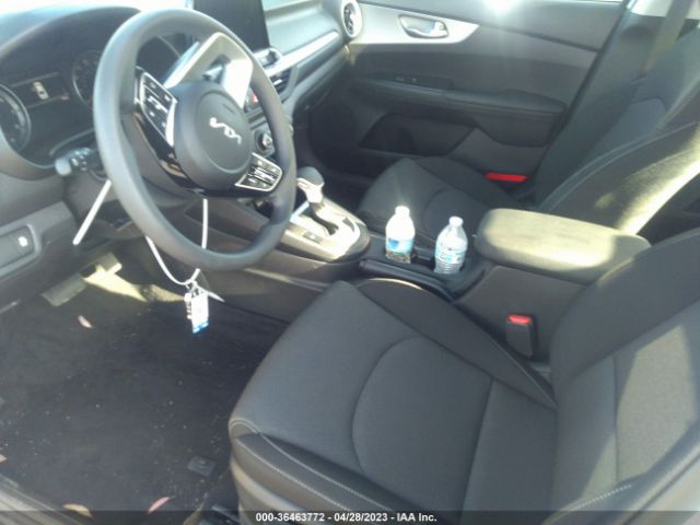 3KPF24AD5PE617991 KIA Forte Lxs