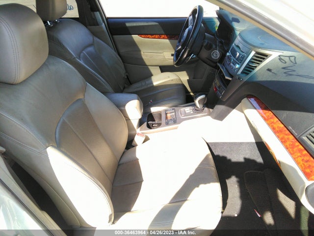2011 SUBARU OUTBACK 2.5I LIMITED PWR MOON VIN: 4S4BRBKC0B3377071