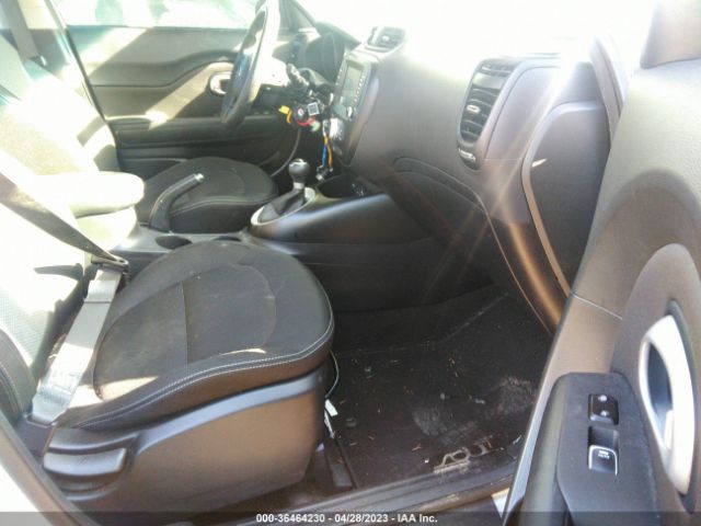 KNDJP3A53J7528832 KIA SOUL +