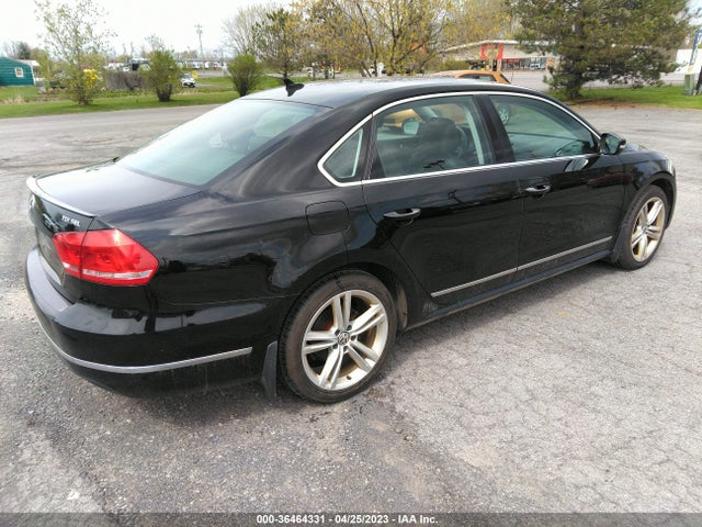 Продаж на аукціоні авто 2015 Volkswagen Passat 2.0l Tdi Sel Premium, vin: 1VWCV7A39FC054806, номер лоту: 36464331