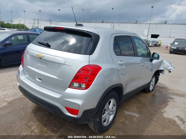 Chevrolet TRAX LS 2022 KL7CJNSM6NB544955 Image 4