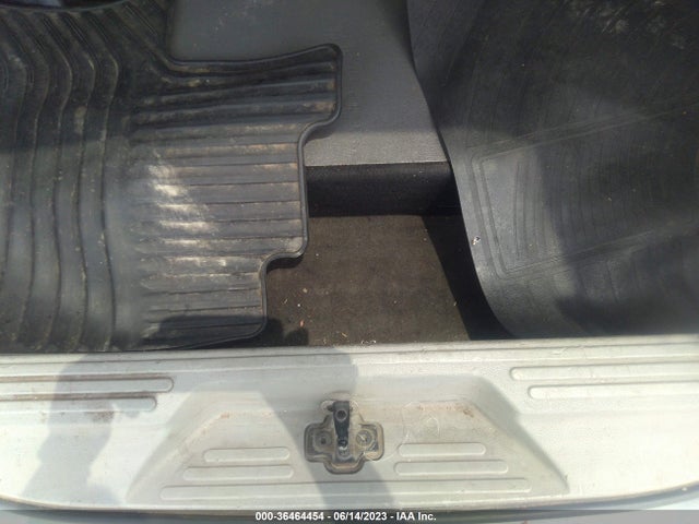 2005 FORD FREESTAR WAGON SES VIN: 2FMZA576X5BA12170
