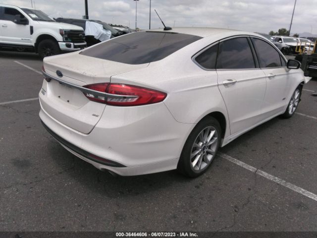 3FA6P0PU8HR129829 Ford Fusion Energi Se