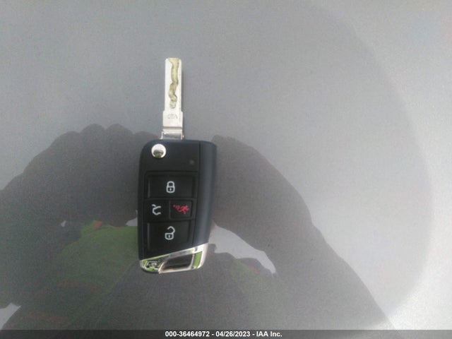 WVWVF7AU2HW157004 Volkswagen Golf R