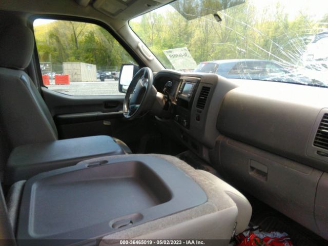 1N6AF0LY9JN810006 Nissan Nv Cargo Sv