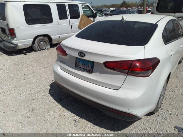 3KPFK4A73JE168375 KIA FORTE LX