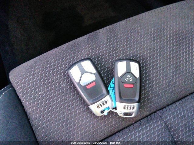 WA1A4AFY6K2105882 Audi Sq5 Premium