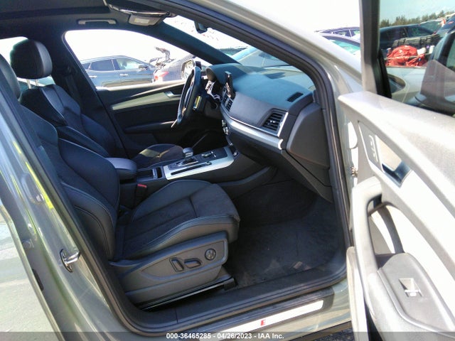 WA1A4AFY6K2105882 Audi Sq5 Premium