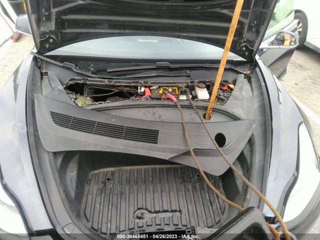 Tesla Model 3 Long Range 2018 5YJ3E1EB9JF104164 Image 10