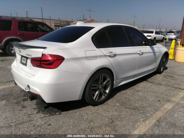 WBA8B3G5XJNV01317 BMW 3 Series 340i