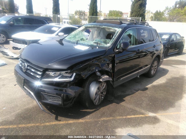 3VV3B7AX8JM038216 Volkswagen Tiguan Sel/se