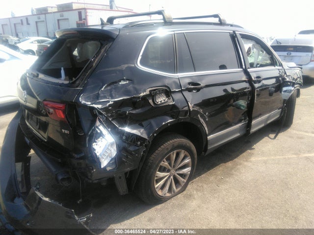 3VV3B7AX8JM038216 Volkswagen Tiguan Sel/se