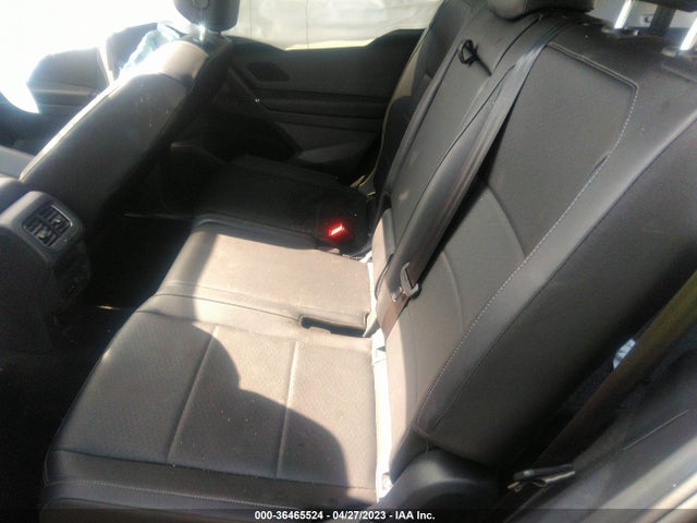3VV3B7AX8JM038216 Volkswagen Tiguan Sel/se