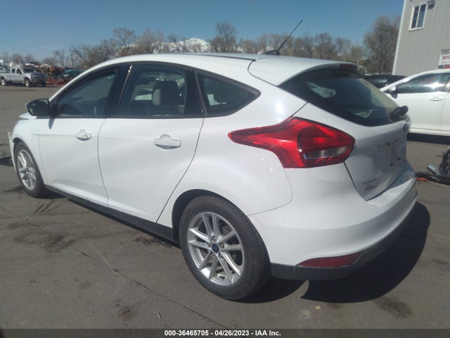 Ford FOCUS SE 2018 1FADP3K25JL242706 Image 4